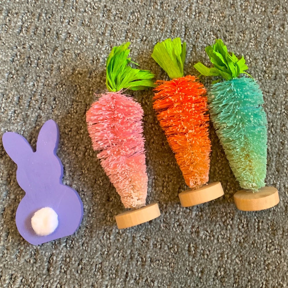 Easter decor 🐰🥕🐰